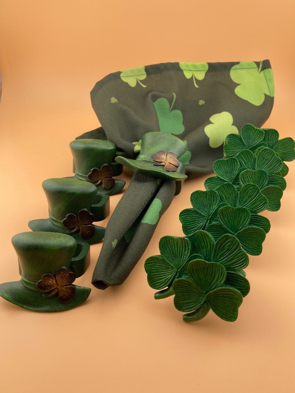 8 St. Patty’s Day ☘️ Green Acrylic Napkin Rings